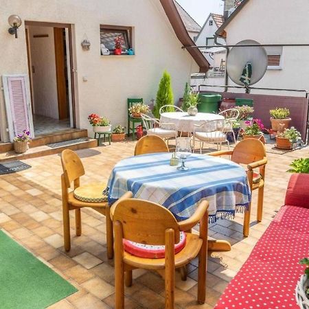 Apartmenthaus Ferienwohnungen Sila Weinstadt Exterior photo