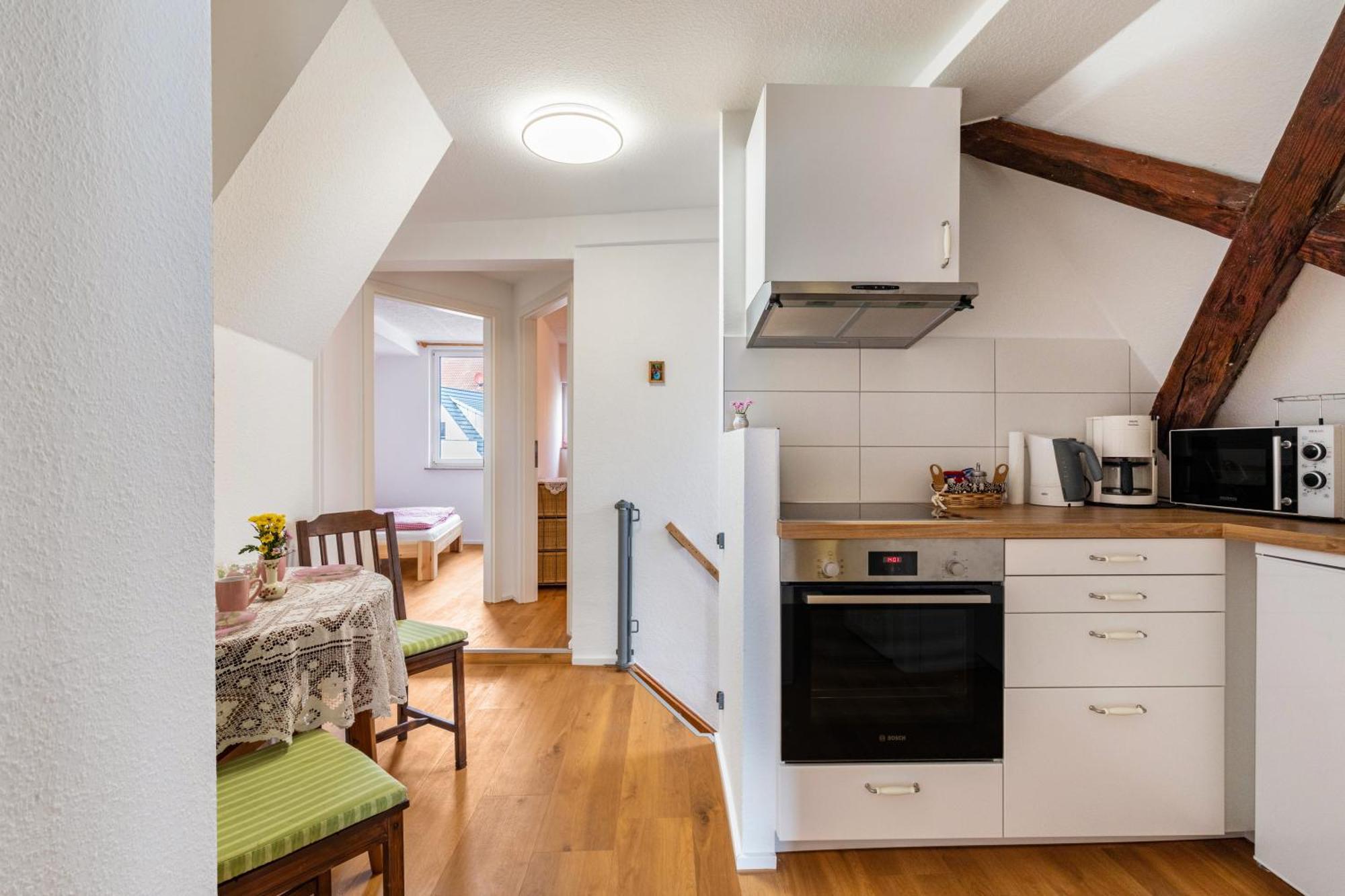 Apartmenthaus Ferienwohnungen Sila Weinstadt Exterior photo